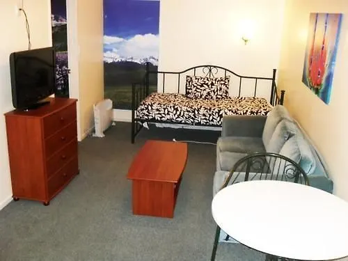 Cherry Tree Lodge Motel Крайстчёрч