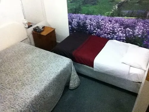 Cherry Tree Lodge Motel Christchurch