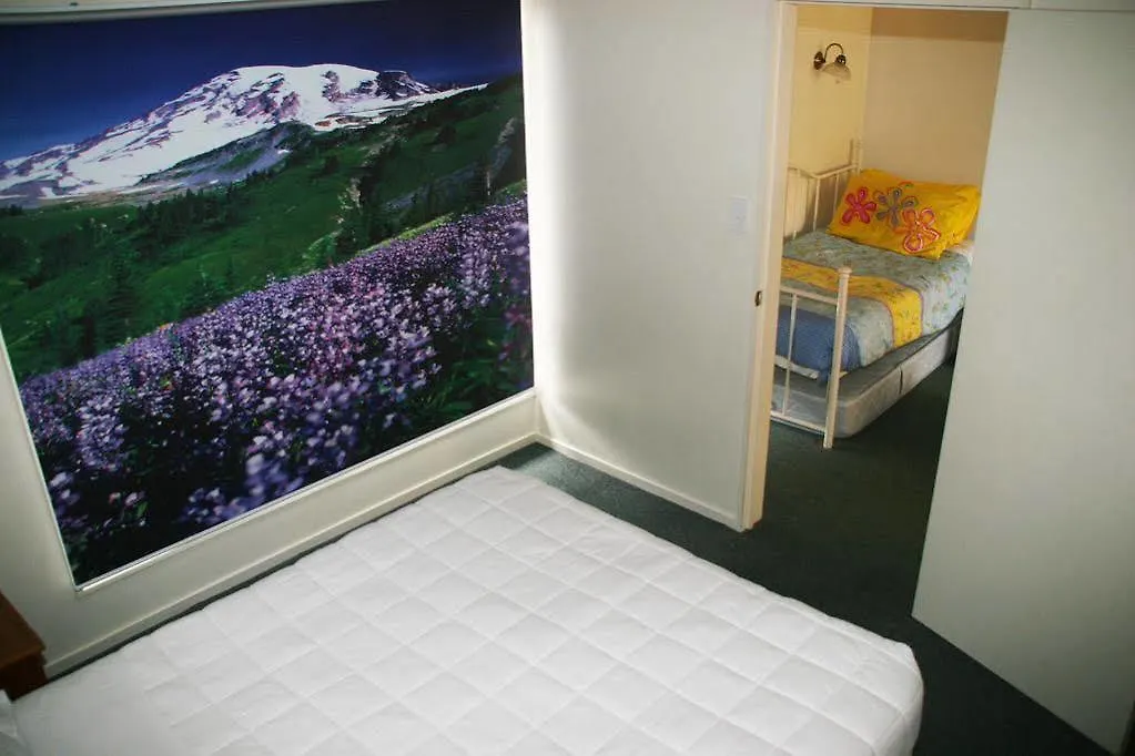 Cherry Tree Lodge Motel Christchurch 3*,